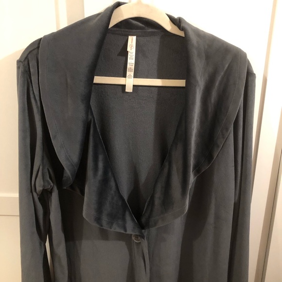 Rhonda Shear Loungewear Sweater NWOT - Picture 3 of 14